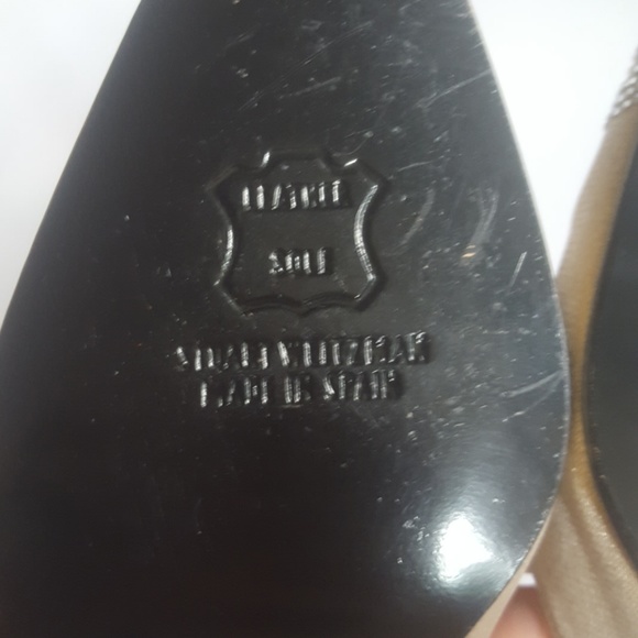 Stuart Weitzman Slingback Pumps - Low heeled. - Picture 6 of 8